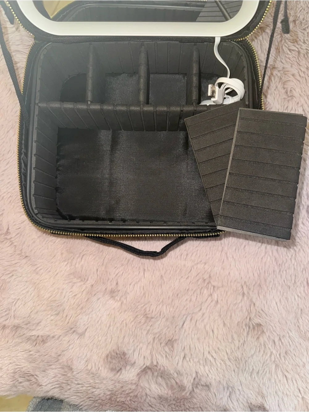 Travel Makeup Toiletry Case with Lighted Mirror and Jewelry Case
